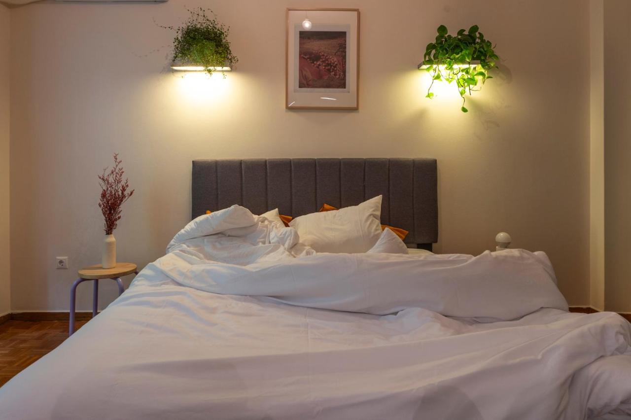 Tranquility Downtown Athens Apartment ภายนอก รูปภาพ