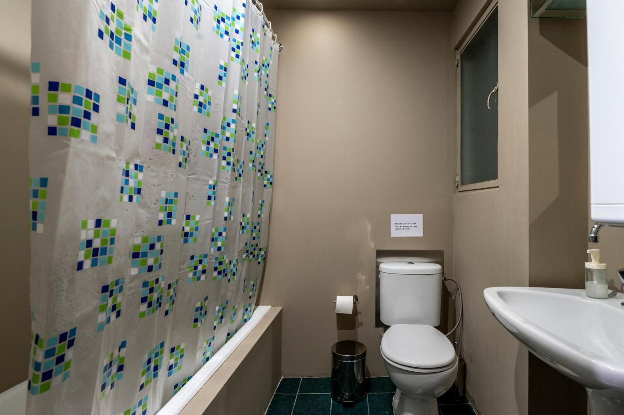 Tranquility Downtown Athens Apartment ภายนอก รูปภาพ